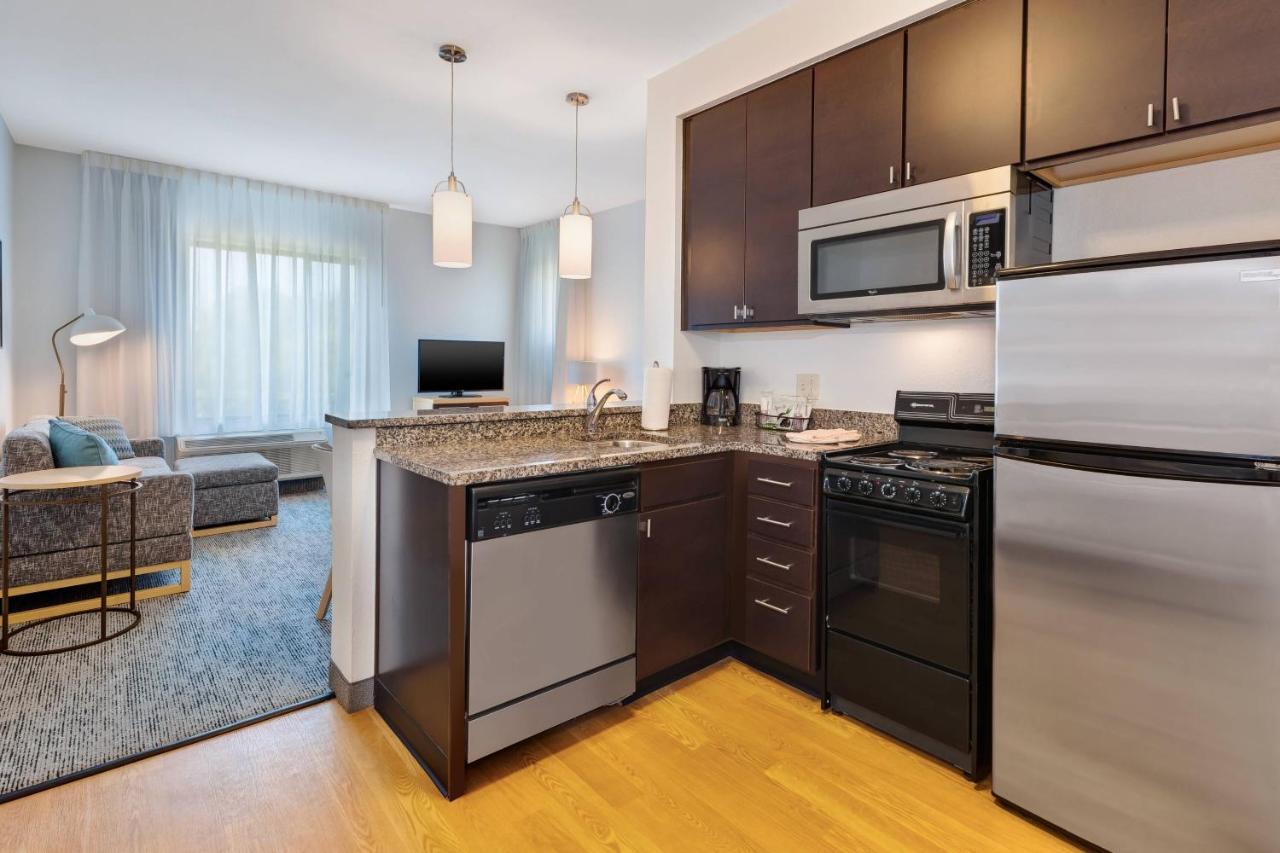 Towneplace Suites By Marriott Nashville Airport Exterior foto